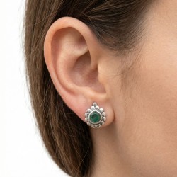 PENDIENTE DE PLATA DE LEY Y ESMERALDA CABUJON
